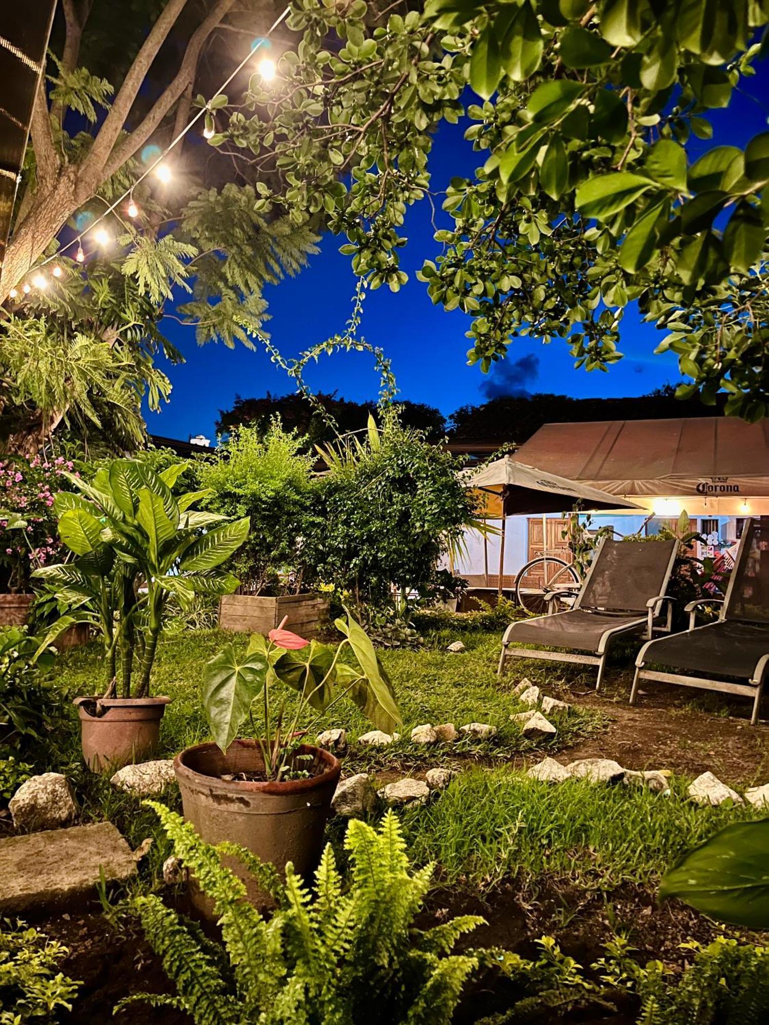 Hostal Antigueeno 안티구아 과테말라 외부 사진